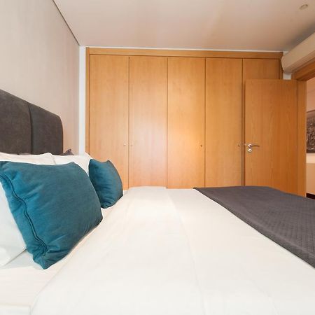 Living Graca Apartment Lisbon Bagian luar foto